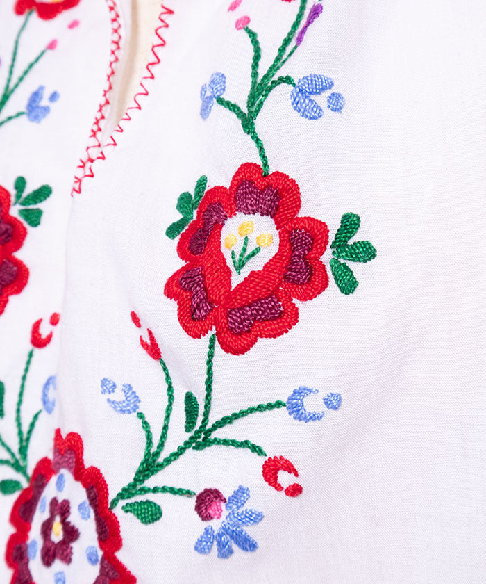 VINTAGE HUNGARIAN EMBROIDERED SHORT SLEEVE BLOUSE - 2 - A'r139 Kamakura