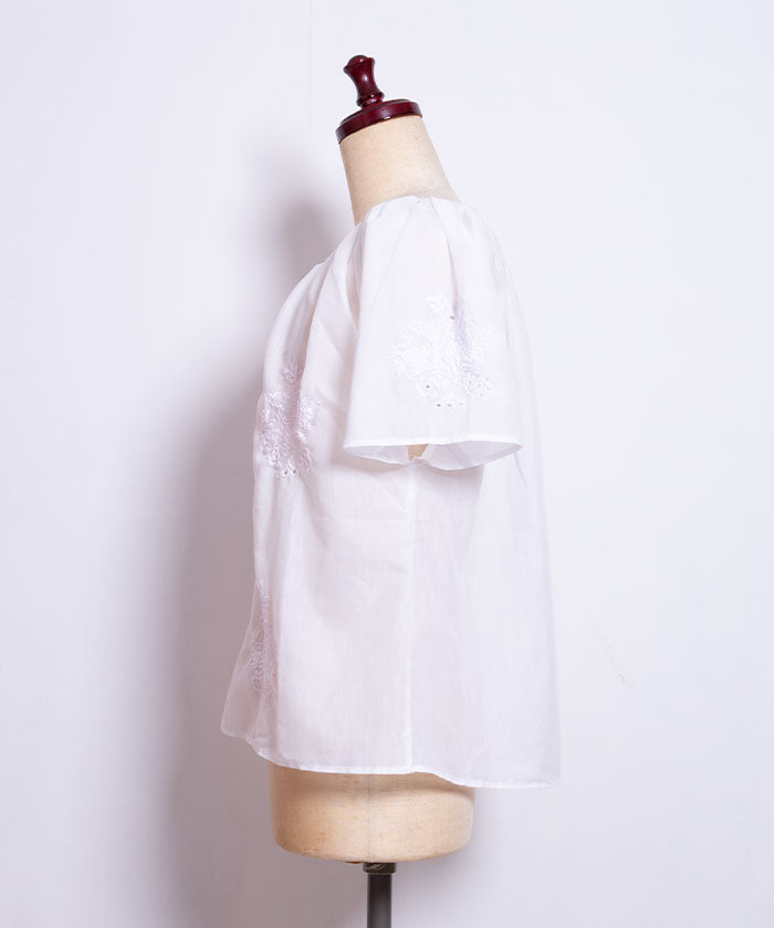 VINTAGE HUNGARIAN EMBROIDERED SHORT SLEEVE BLOUSE - 3 - A'r139 Kamakura