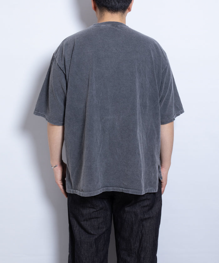 【INTÉRIM】HYPER BIG VINTAGE FADE BLACK POCKET T-SHIRT -MID BLACK /インテリム ハイパービッグ ヴィンテージ フェード ブラック ポケットTシャツ ポケT ヴィンテージ加工 2025SS 2025春夏 正規取扱店 神奈川 鎌倉 オンラインショップ 通販