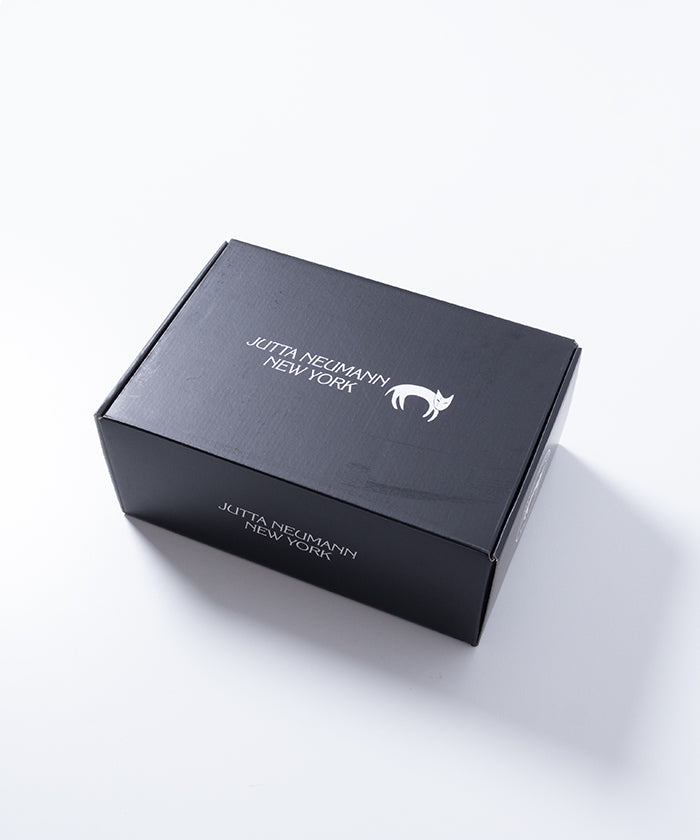 【Jutta Neumann 】/ SIMONE - BLACK /ユッタニューマン シモーネ ブラック レザーサンダル アメリカ製 正規取扱店 神奈川 鎌倉市 湘南 通販 オンラインショップ