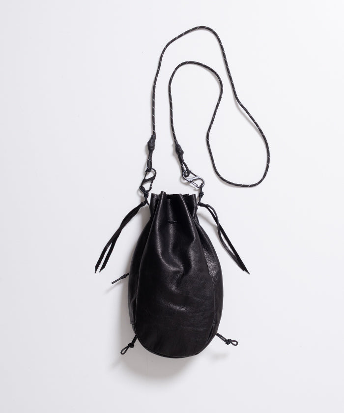 KINCHAKU LEATHER BLACK SMOOTH