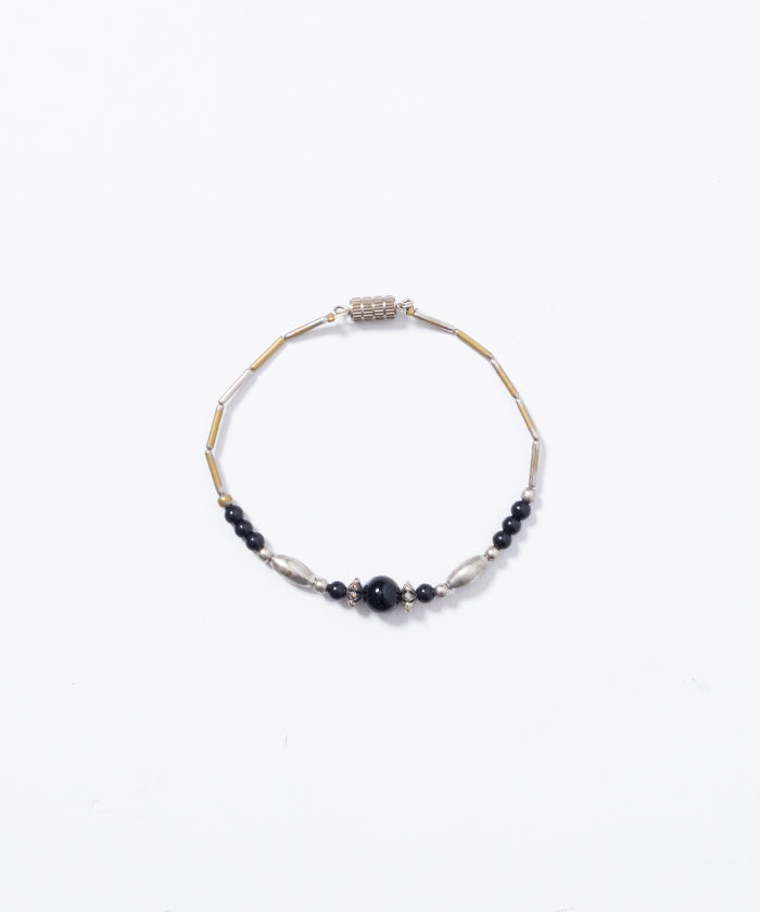VINTAGE NAVAJO BEADED BRACELET