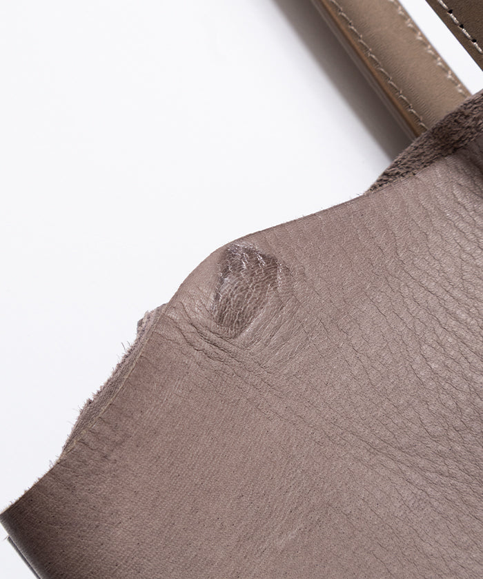 【HAAL】PRIMITIVE TOTE BAG DEER - GRAY / ハール プリミティブトートバッグ ディアスキン グレー 2025AW 2025秋冬 正規取扱店 レザーバッグ レザートートバッグ 神奈川 鎌倉 オンラインショップ 通販