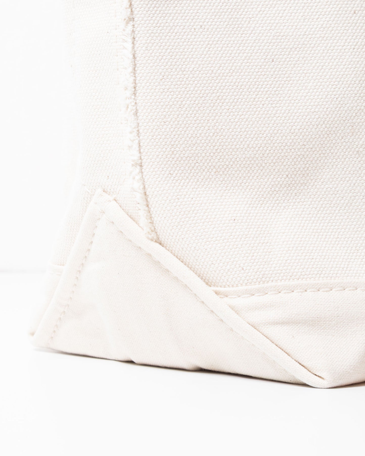 OUTIL ウティ SAC THURY M ECRU トートバッグ 三角マチ ディテール