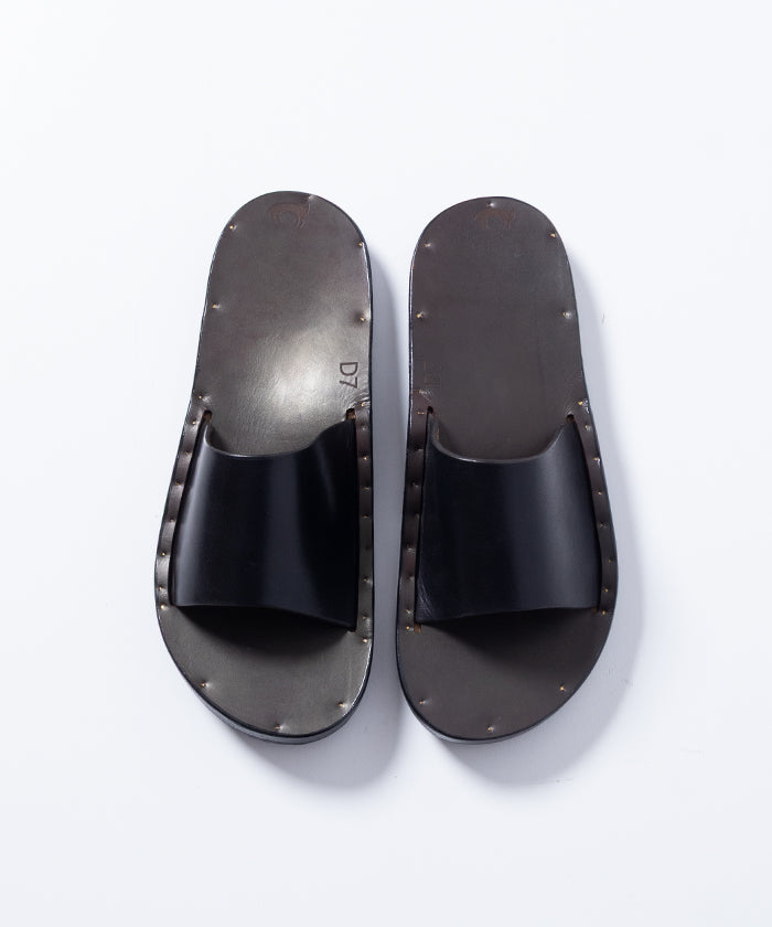 【Jutta Neumann 】/ SIMONE - BLACK /ユッタニューマン シモーネ ブラック レザーサンダル アメリカ製 正規取扱店 神奈川 鎌倉市 湘南 通販 オンラインショップ