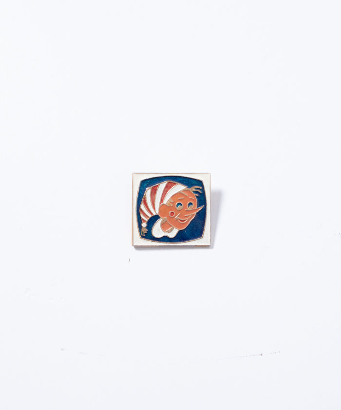 VINTAGE SOVIET PIN - 27