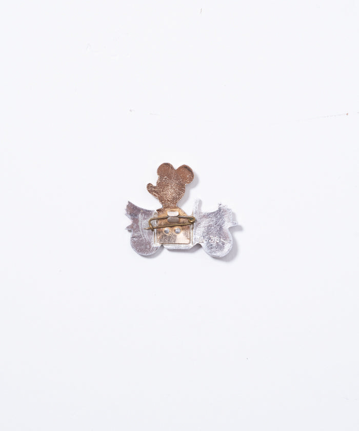 VINTAGE SOVIET PIN - 39