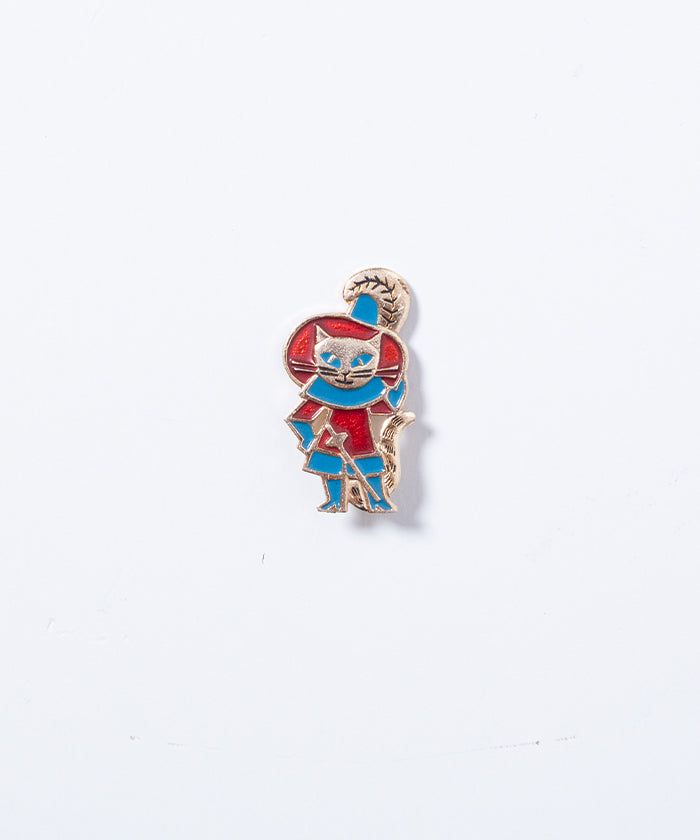 VINTAGE SOVIET PIN - 9