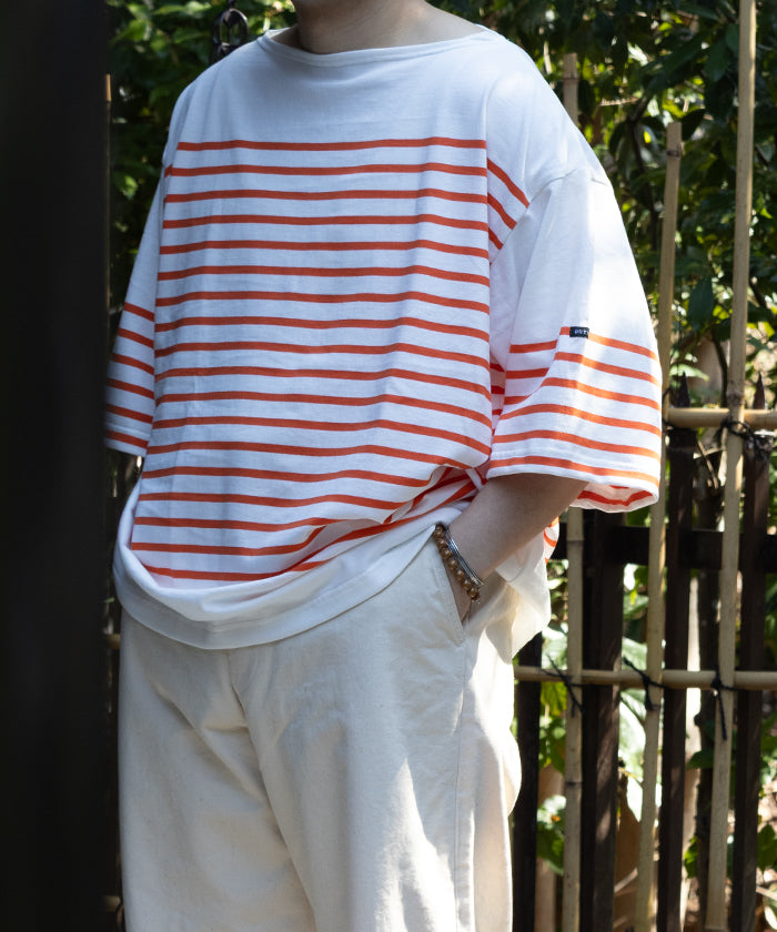 【OUTIL】TRICOT AAST SHORT - OFF×CARROT / ウティ ボーダー バスク シャツ 半袖 ショートスリーブ オフホワイト×キャロット 赤系 2025SS 2025春夏 正規取扱店 神奈川 鎌倉 オンラインショップ 通販