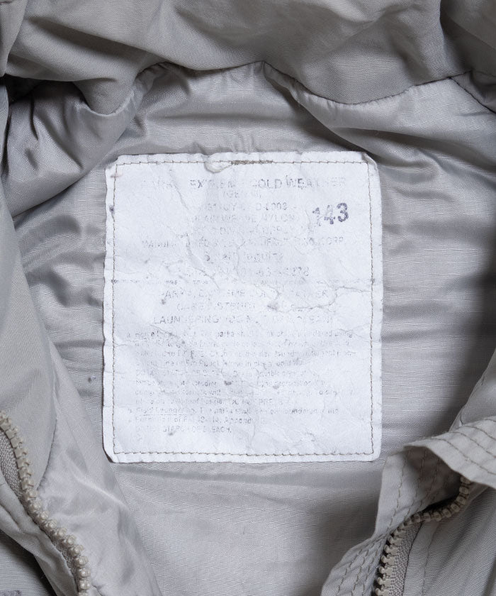 2000's US MILITARY ECWCS LEVEL7 JACKET GEN3 / アメリカ軍 エクワックス レベル7 ジャケット 中綿 プリマロフト 古着 中古 ヴィンテージ ビンテージ アメリカ製 軍モノ 実物 Sサイズ