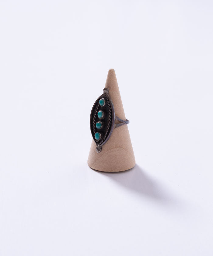 VINTAGE NAVAJO PETIT POINT TURQUOISE STERLING SILVER RING - A'r139 Kamakura