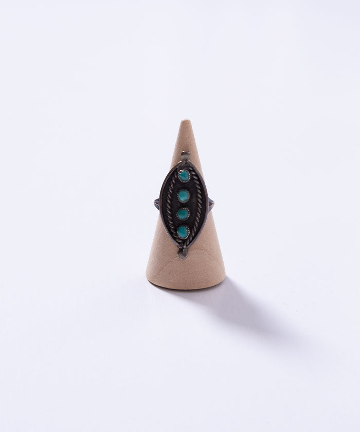 VINTAGE NAVAJO PETIT POINT TURQUOISE STERLING SILVER RING - A'r139 Kamakura