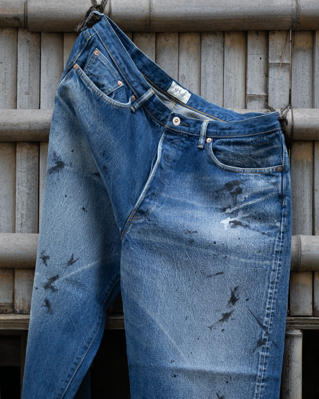 HERILL | リアルな経年変化とペンキ加工が目を惹く“HL RUGGED DENIM - SPLASHWORN”