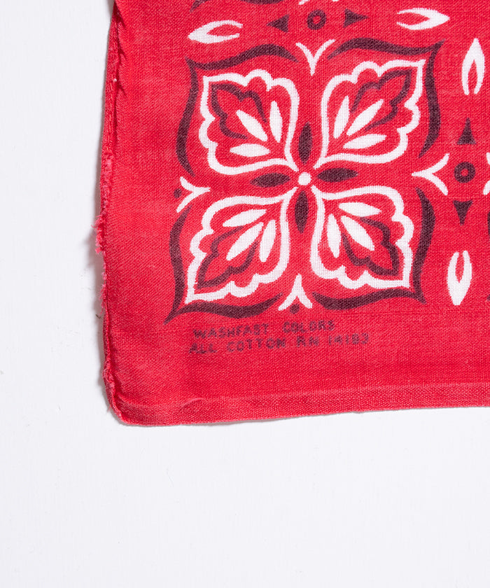 1960’s USA BANDANA RN14193 CLOVER - RED