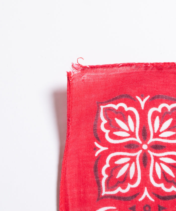 1960’s USA BANDANA RN14193 CLOVER - RED