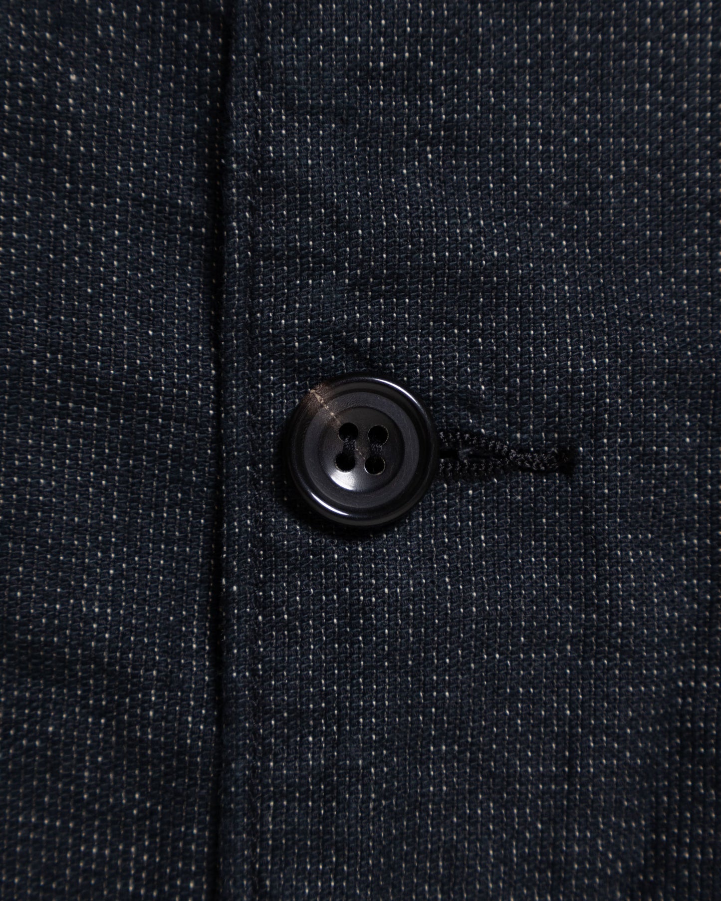AUBERGE BOURGES CHARCOAL TOP コットンヘンプ撚り杢ストライプジャケット ボタン拡大