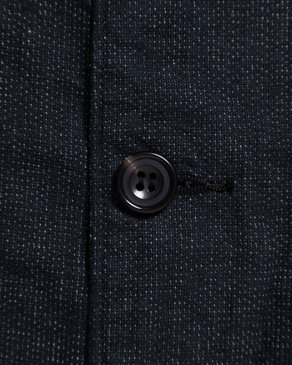AUBERGE BOURGES CHARCOAL TOP コットンヘンプ撚り杢ストライプジャケット ボタン拡大