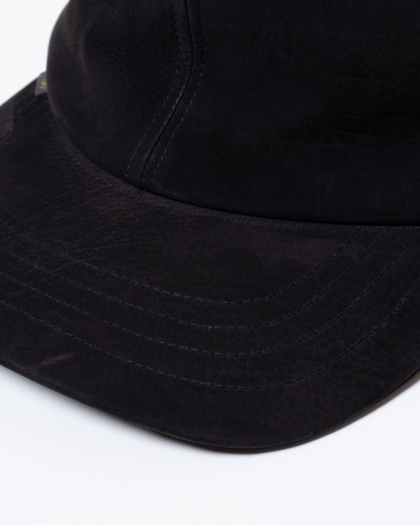 AUBERGE CAP CUIR キャップ キュイール BLACK ヌバックカーフレザー フロント正面