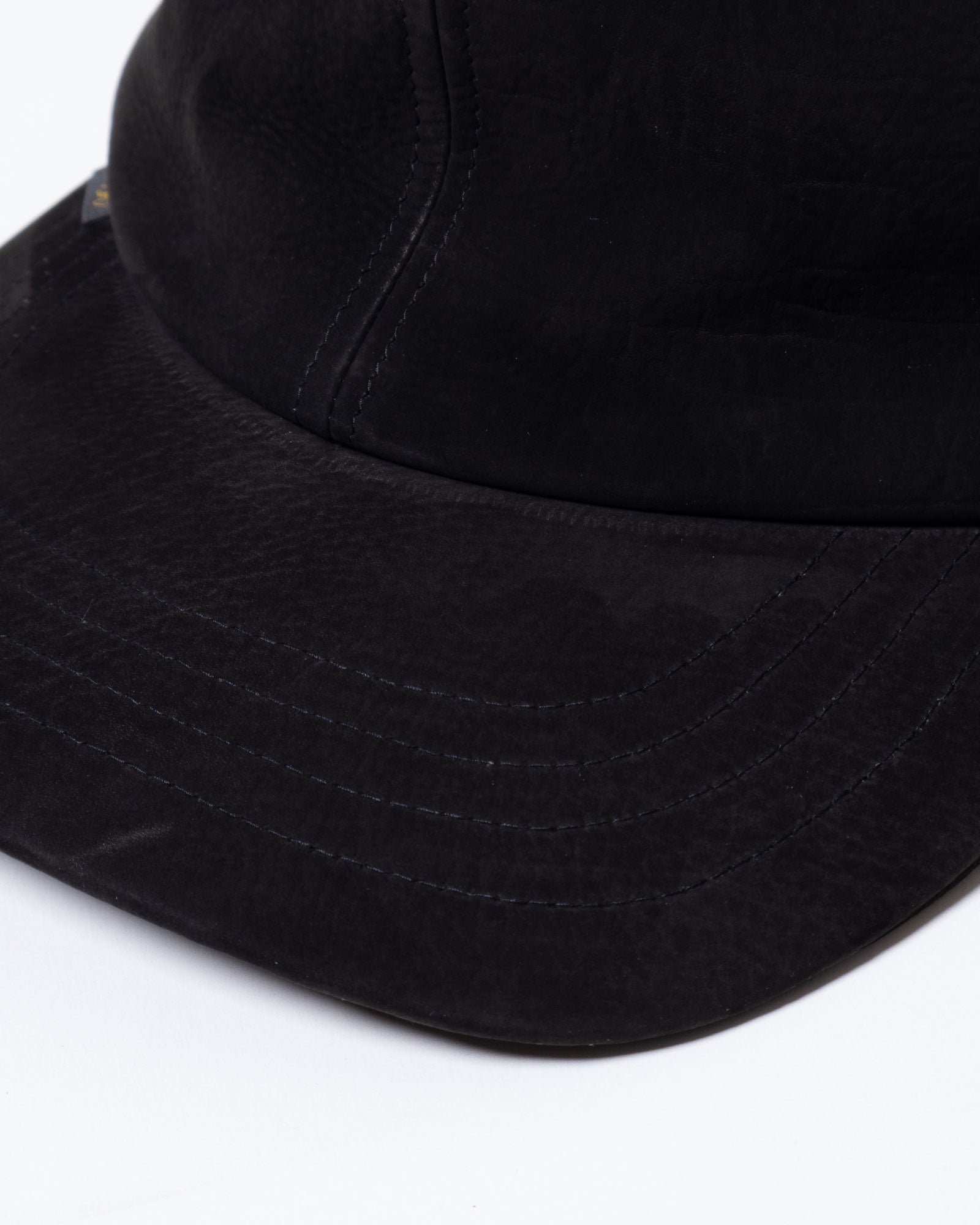 AUBERGE CAP CUIR キャップ キュイール BLACK ヌバックカーフレザー フロント正面