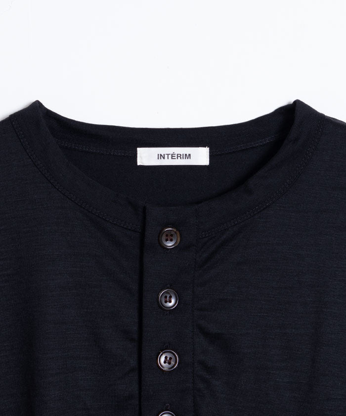 【INTÉRIM】EXTRA FINE MERINO WOOL JERSEY HENRY - BLACK / インテリム エクストラファイン メリノウール ジャージー ヘンリーネック 長袖カットソー 日本製 ロンT 正規取扱店 神奈川 鎌倉