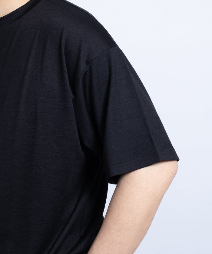 【INTÉRIM】EXTRA FINE MERINO WOOL JERSEY S/S TEE - BLACK / インテリム エクストラ ファイン メリノウール ジャージー 半袖 Tシャツ ブラック 黒 2025SS 2025春夏 正規取扱店 神奈川 鎌倉 オンラインショップ 通販