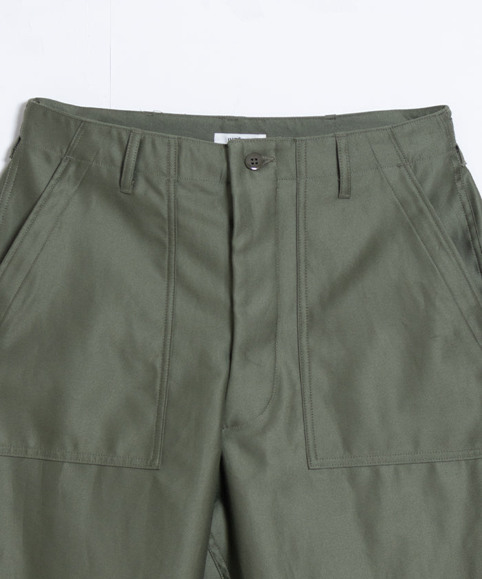 GIZA BACK SATIN BAKER PANTS - OLIVE