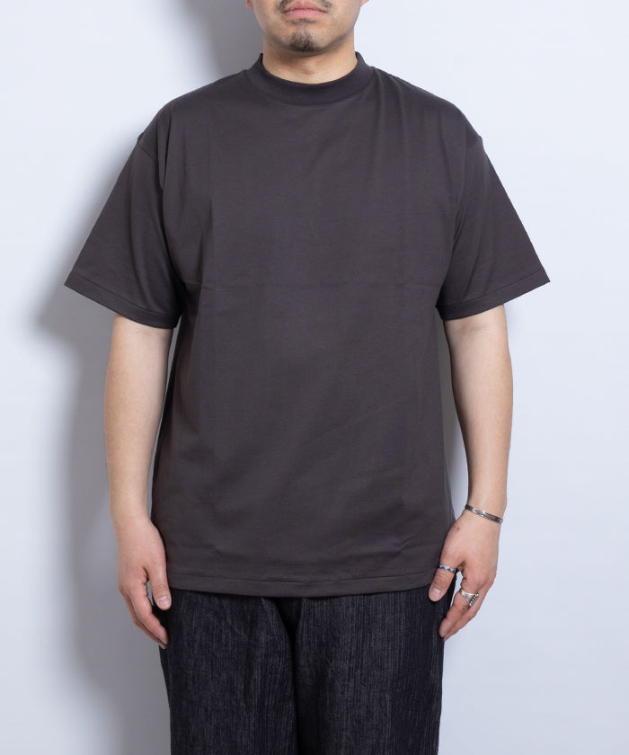 【INTÉRIM】HIGH GAUGE SUVIN JERSEY S/S TEE - SMOKE BLACK / インテリム ハイゲージ スビンコットン ジャージー 半袖 Tシャツ スモーク ブラック 2025SS 2025春夏 黒T 正規取扱店 神奈川鎌倉 オンラインショップ 通販