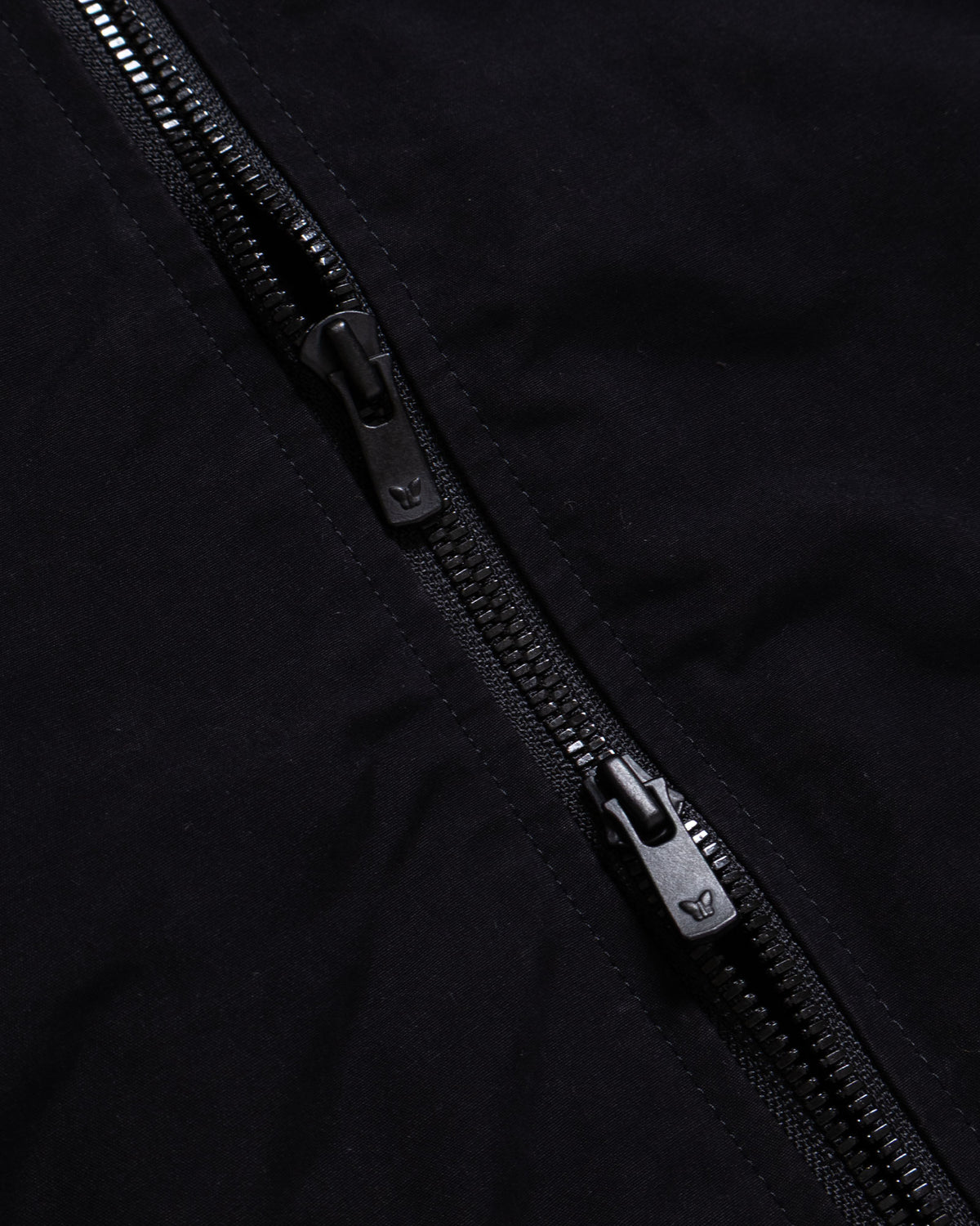 Needles フーデッドダウンサーコート フロントジッパー拡大