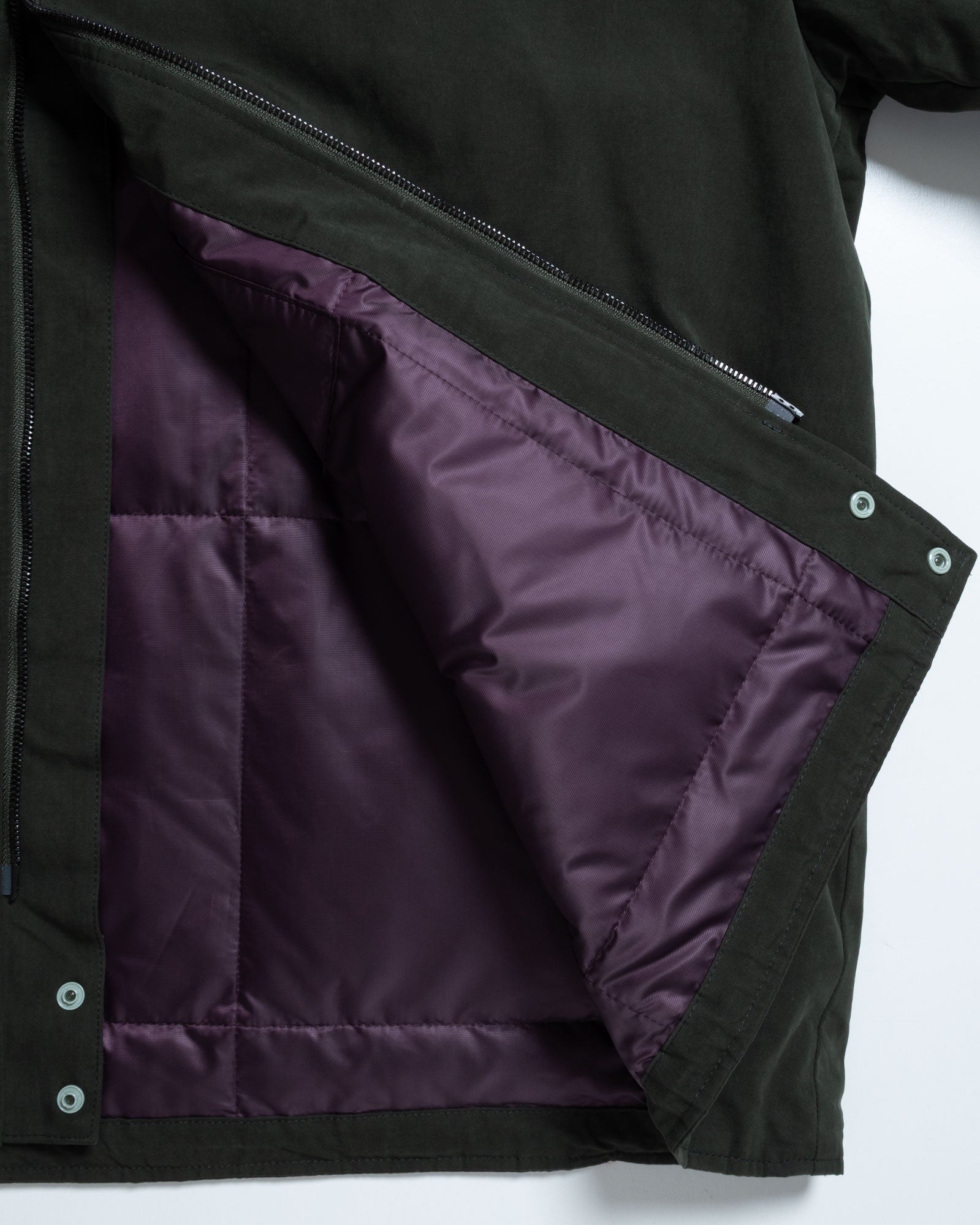 NEEDLES HOODED DOWN SUR COAT GREEN フロントジップ 内側ディテール