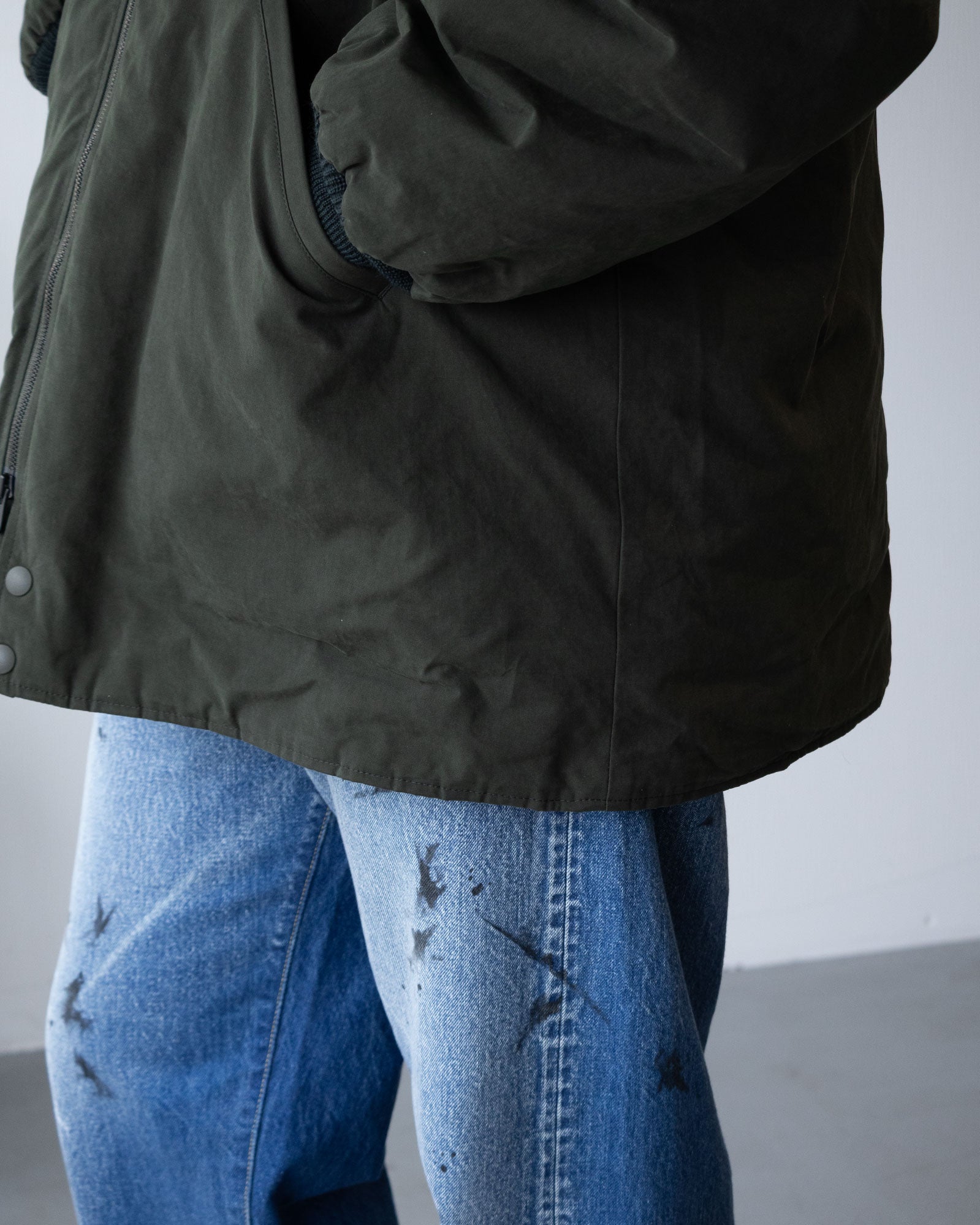 NEEDLES HOODED DOWN SUR COAT WAXED GREEN 着用バック