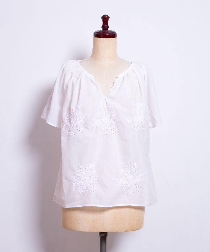 VINTAGE HUNGARIAN EMBROIDERED SHORT SLEEVE BLOUSE - 3