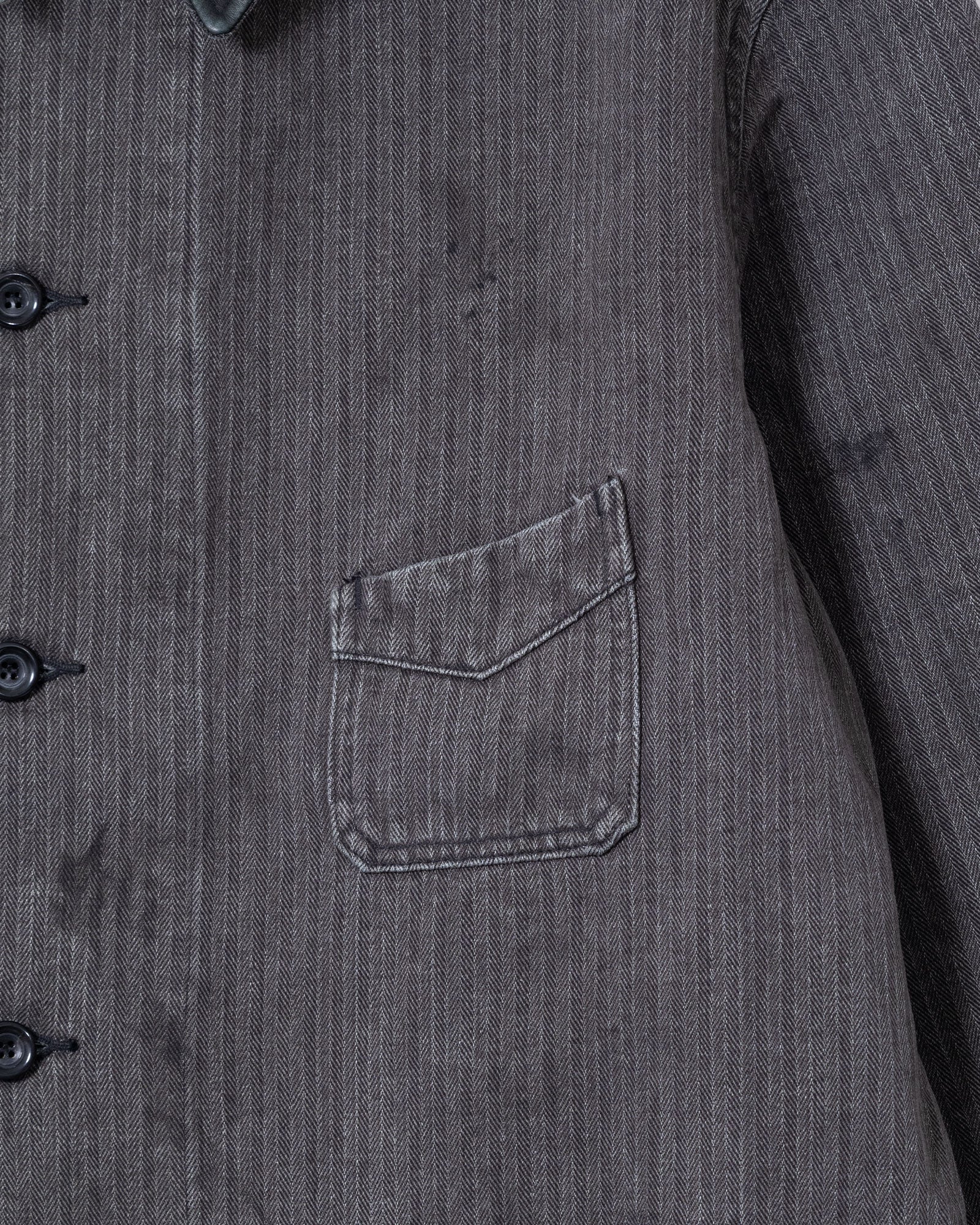 AUBERGE JOSE FADED CHARCOAL ヘリンボン 生地感 先染め フェイド クローズアップ