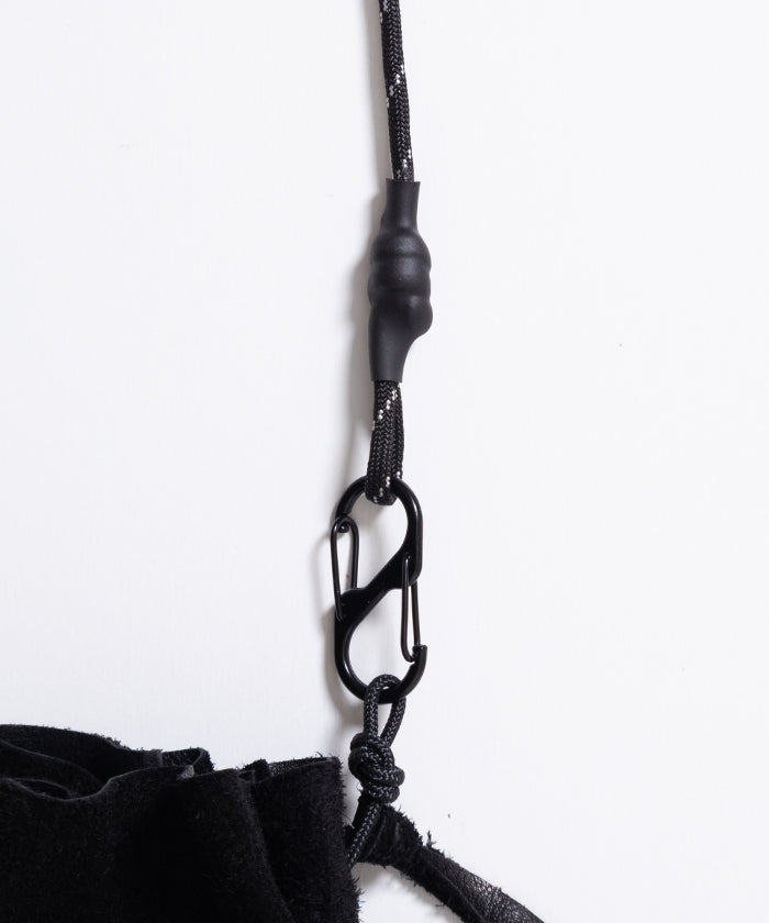 KINCHAKU LEATHER BLACK SUEDE