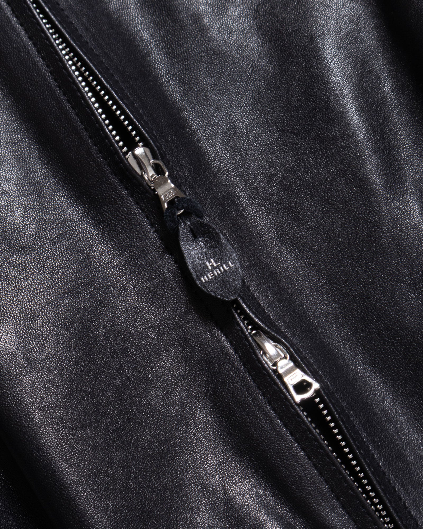 【HERILL】LAMBLEATHER WEEKEND JACKET - BLACK | ヘリル ラムレザー ウィークエンド ジャケット ブラック 2026fw 2026秋冬 正規取扱店 神奈川 鎌倉 ARZACH KAMAKURA オンラインショップ 通販