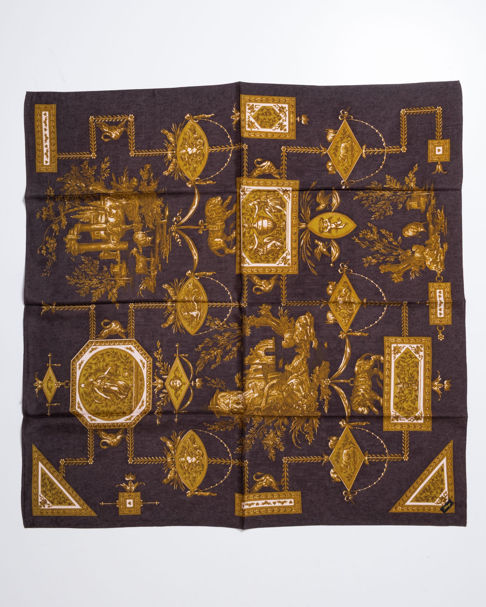 【AUBERGE】LOUVRE - CHARCOAL × GOLD | オーベルジュ ルーブル シルクスカーフ 2026fw 2026秋冬 正規取扱店 神奈川 鎌倉 ARZACH KAMAKURA オンラインショップ 通販