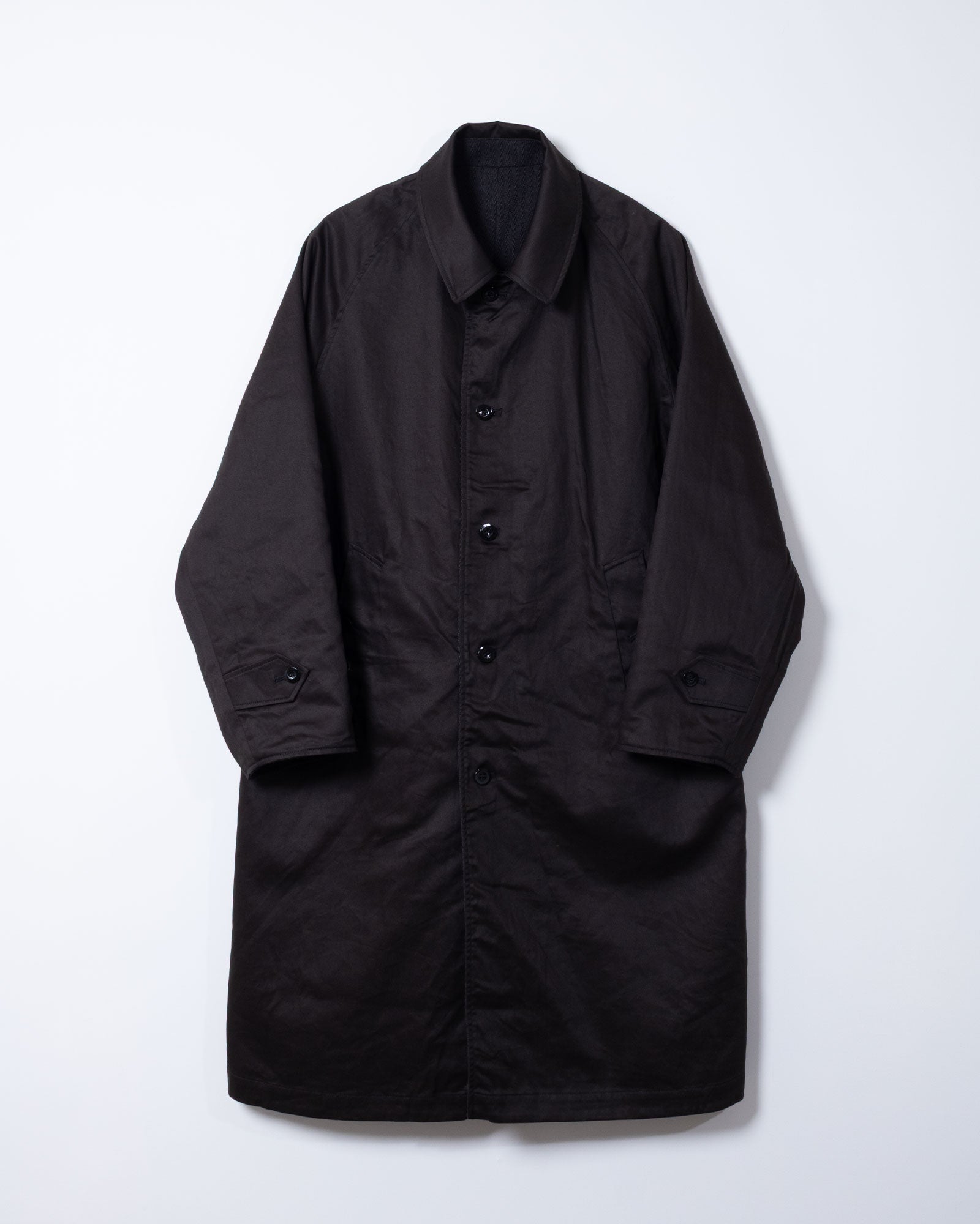 OUTIL MANTEAU CHAMBON CHARCOAL 裏地 平置きフロント全体 先染めチノ