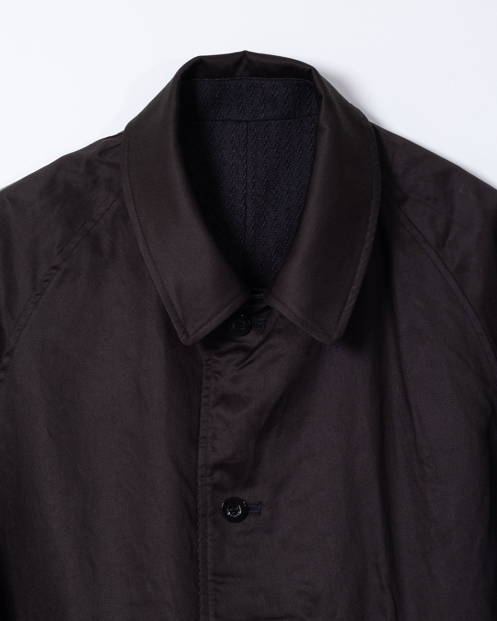 OUTIL MANTEAU CHAMBON 裏地 着用 ラグランスリーブ シルエット