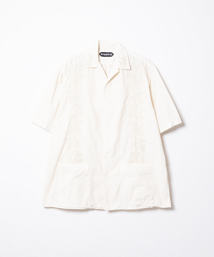AUBERGE MARCO キューバシャツ 葡萄刺繍 White Wine