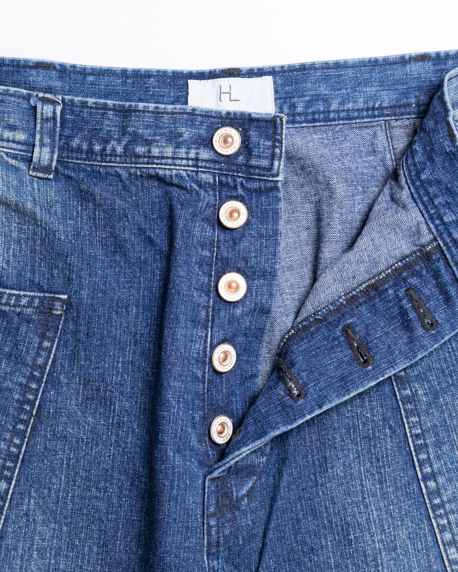 HERILL NAVY DENIM UTILITY PANTS バックポケット