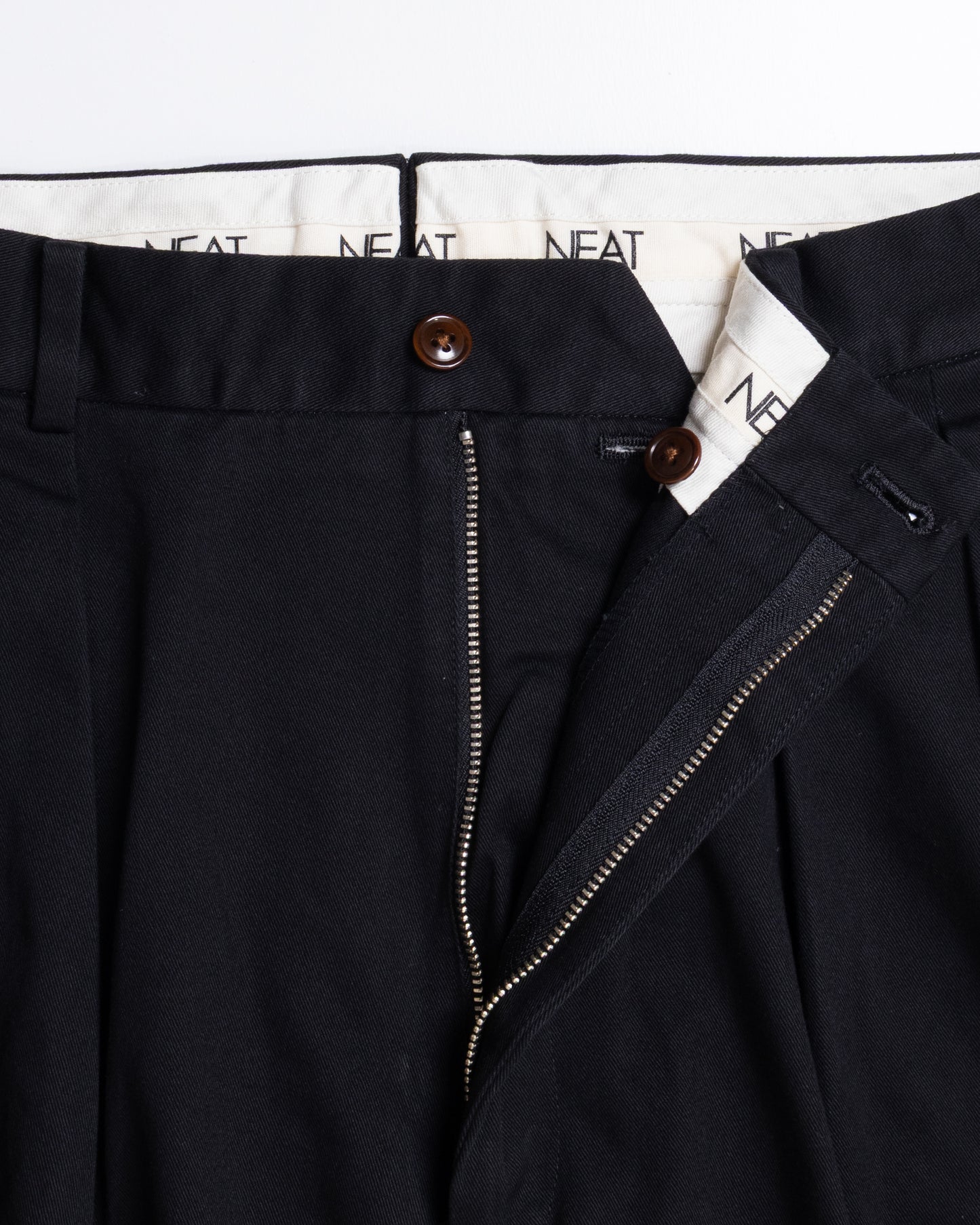 【NEAT】NEAT CHINO - BLACK / ニート ニートチノ ブラック 2026aw 2026秋冬 正規取扱店 神奈川 鎌倉 ARZACH KAMAKURA オンラインショップ 通販