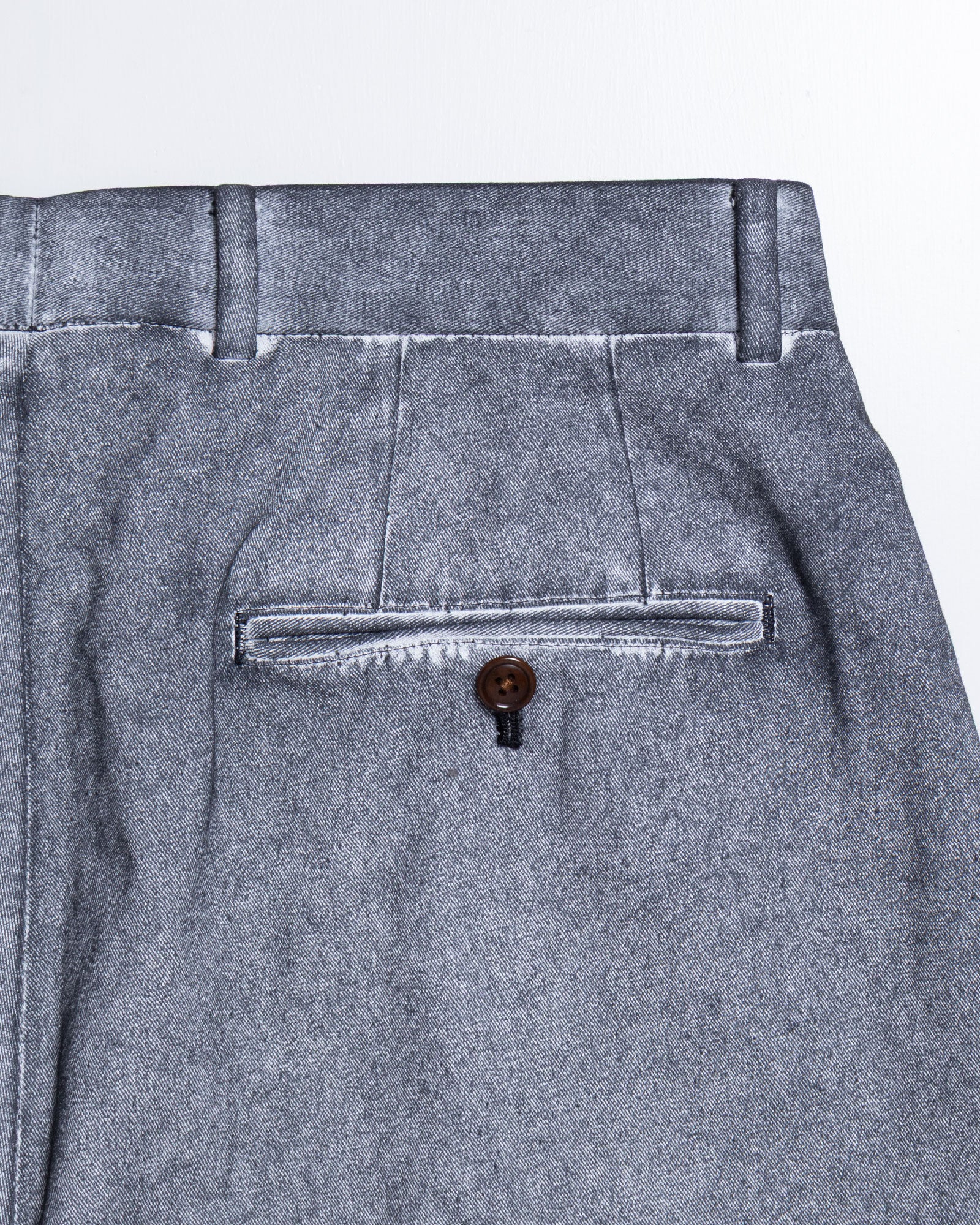 NEAT CHINO PD BLACK 스타일링 3