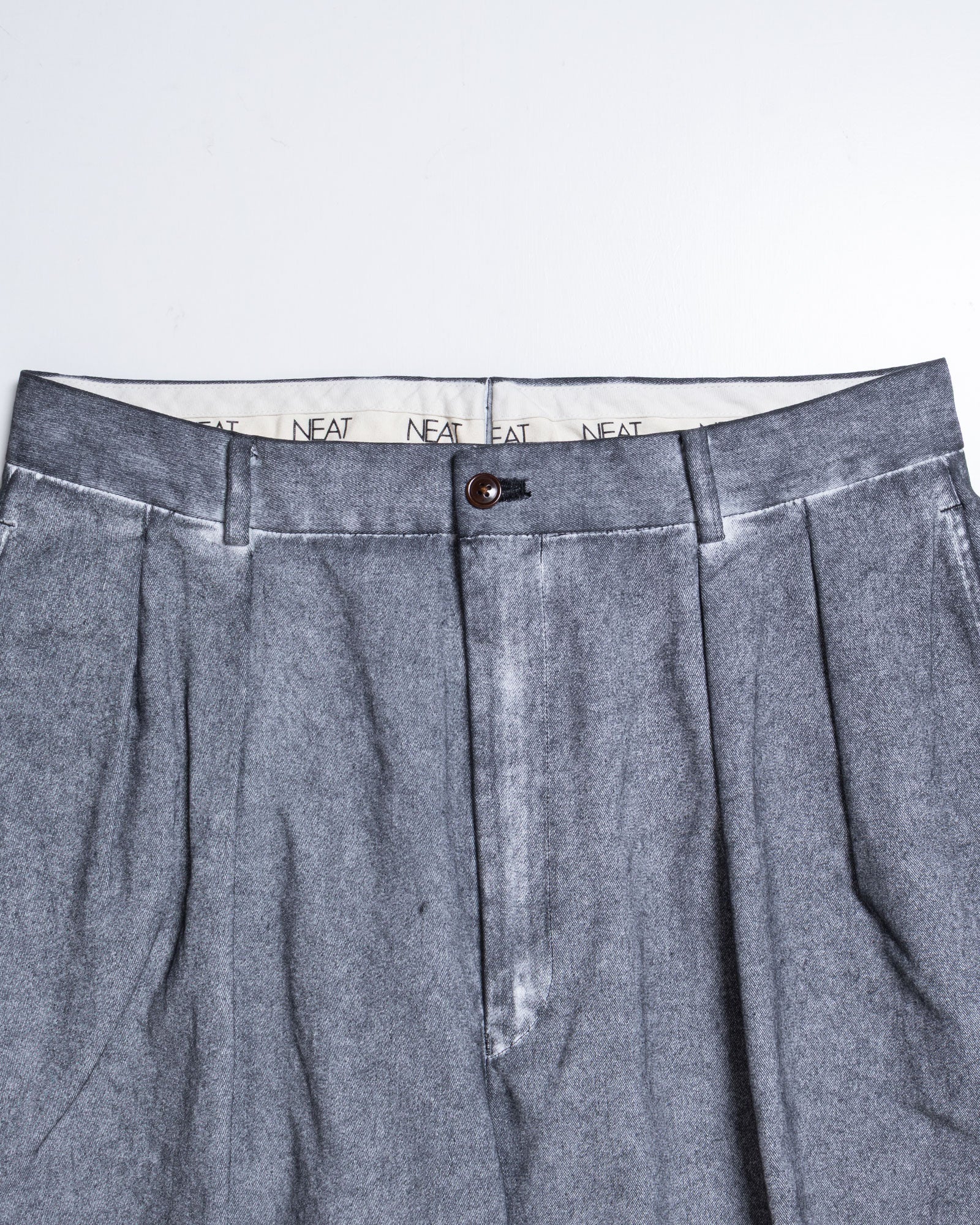 NEAT CHINO PD BLACK 투택 웨스트 디테일