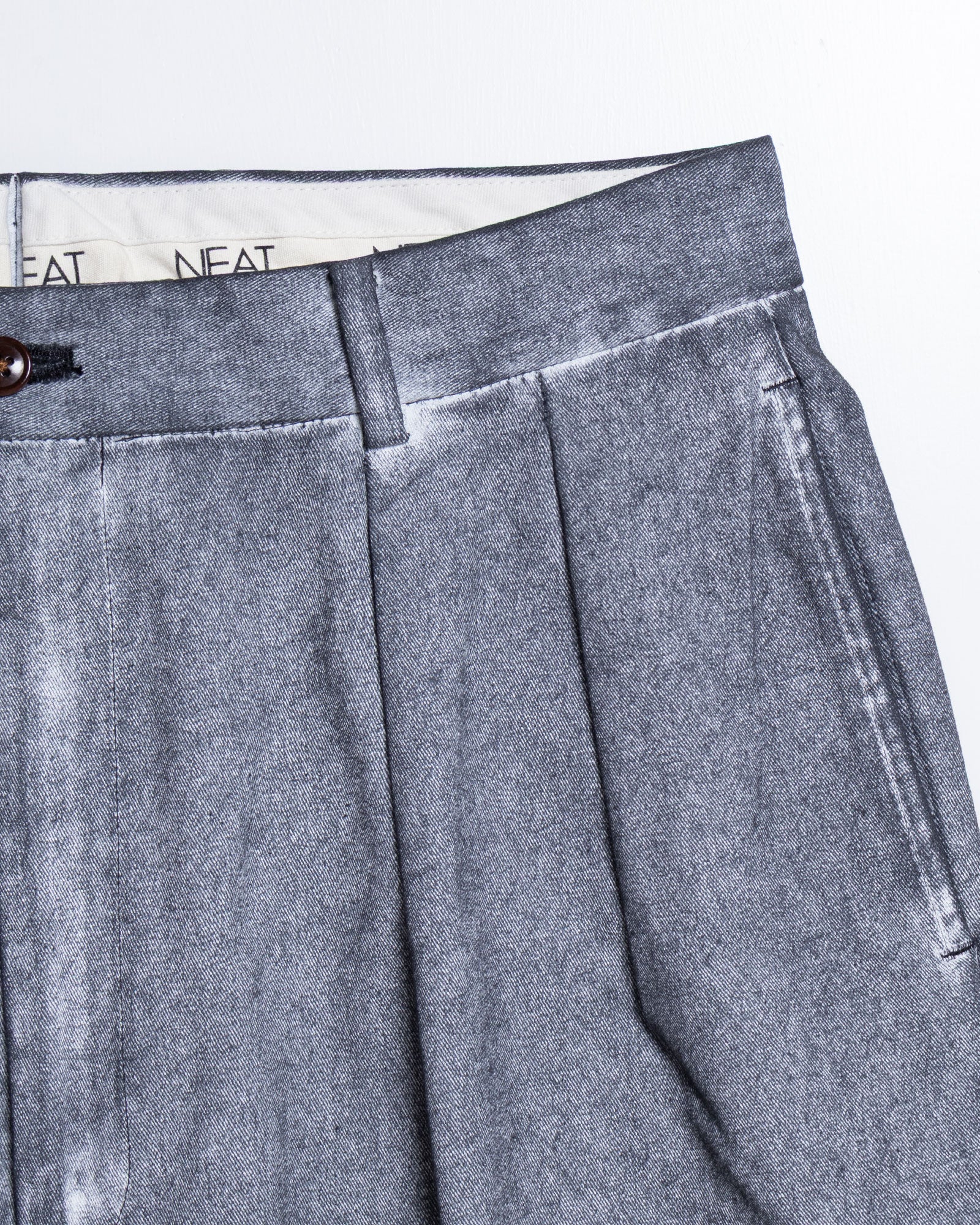 NEAT CHINO PD BLACK 밑단 폭·테이퍼드