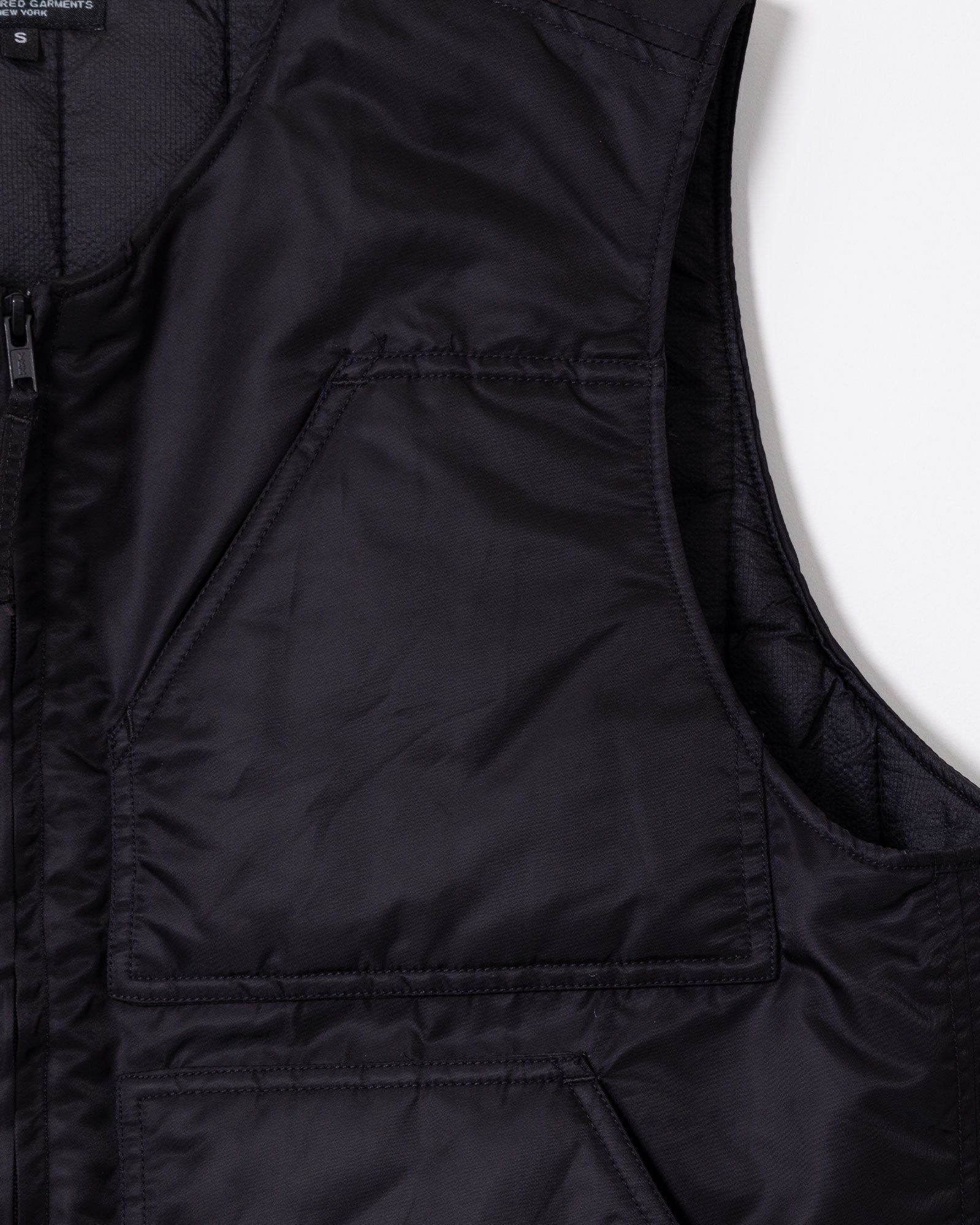 ENGINEERED GARMENTS OVER VEST BLACK ポケット ディテール