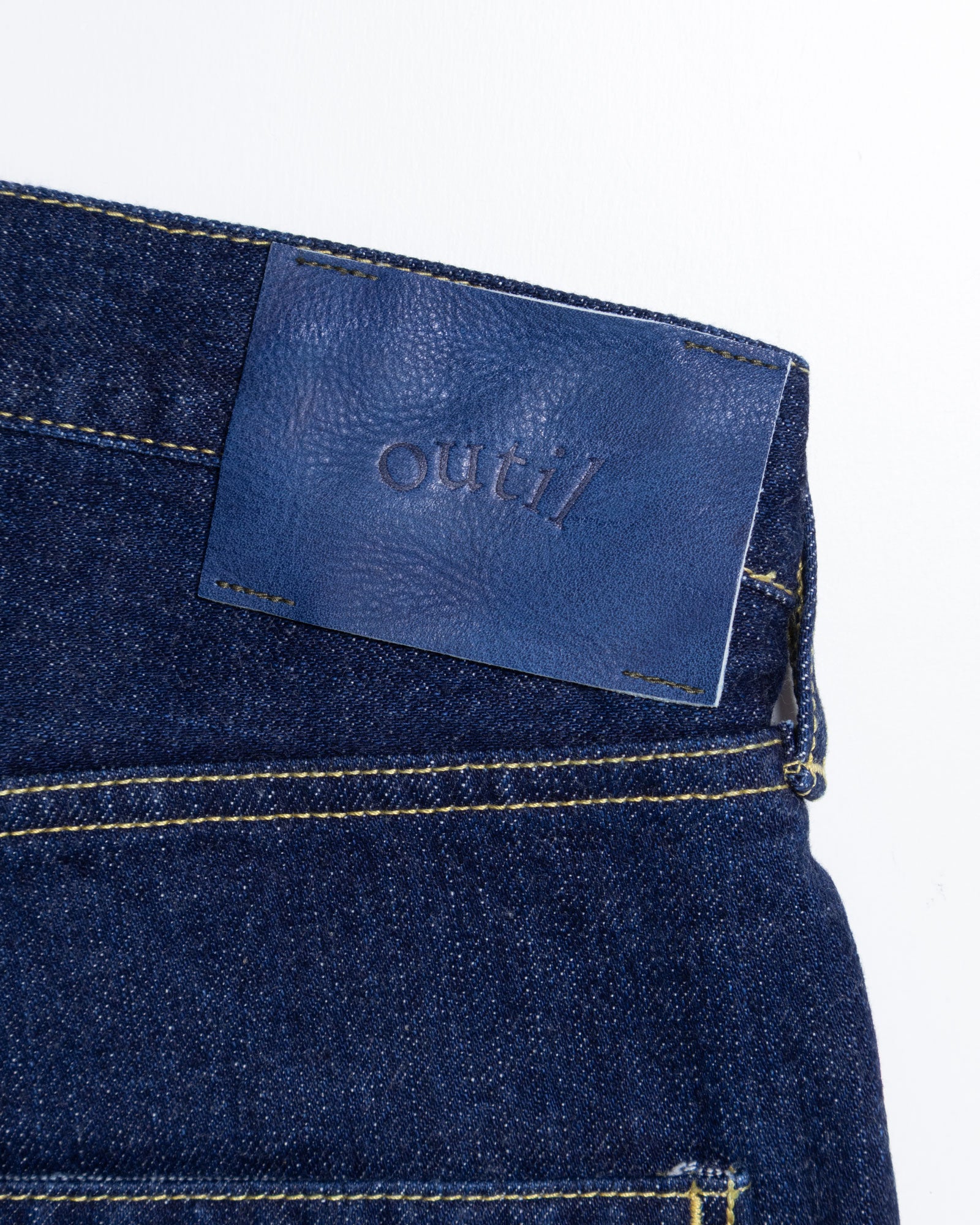 OUTIL PANTALON JASSY インディゴデニム 革パッチ