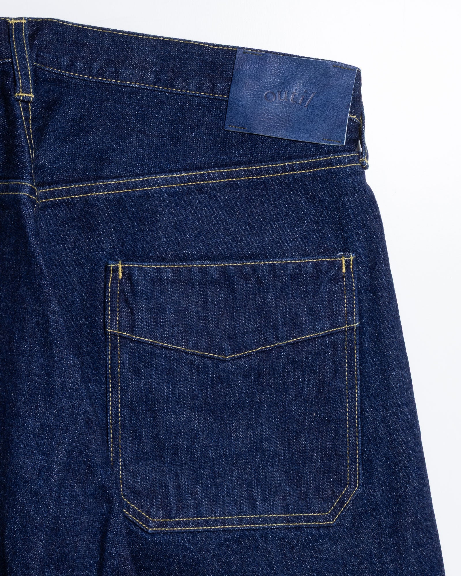 OUTIL PANTALON JASSY バックポケット アップ