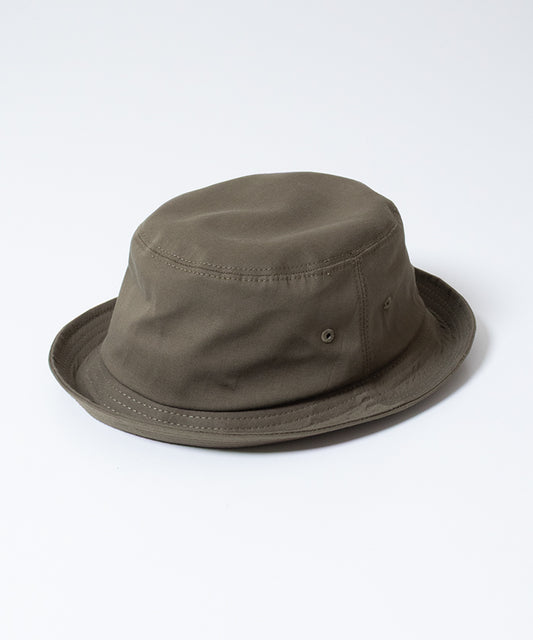 【ENGINEERED GARMENTS】PORKPIE HAT COTTON SANDED CLOTH - OLIVE / エンジニアドガーメンツ ポークパイ ハット コットン サンデッド クロス