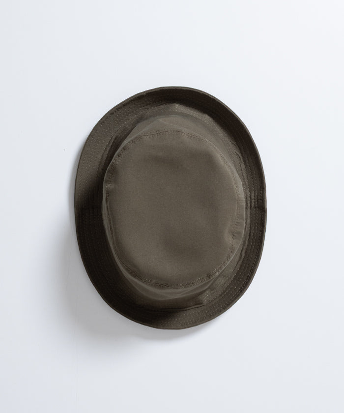 ENGINEERED GARMENTS】PORKPIE HAT COTTON SANDED CLOTH - OLIVE / エンジニアドガーメンツ ポークパイ ハット コットン サンデッド クロス 2026ss 2026春夏 正規取扱店 神奈川 鎌倉 ARZACH KAMAKURA オンラインショップ 通販