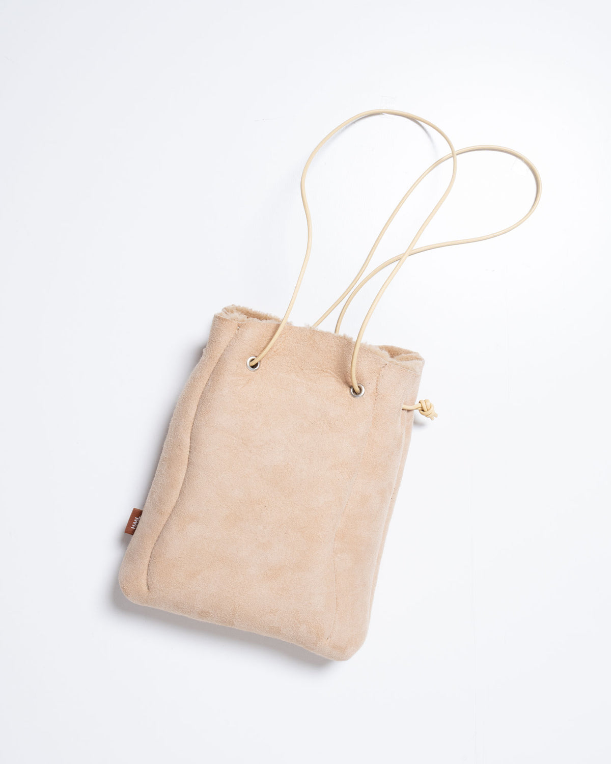 PREMITIVE DRAWSTRING BAG MOUTON - NATURAL