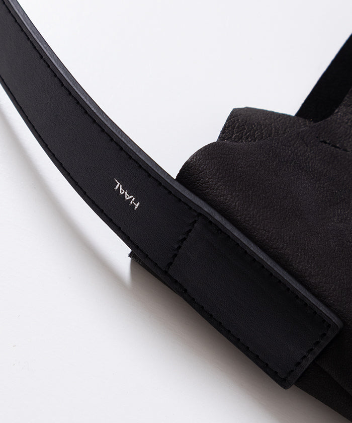 PRIMITIVE ONESHOULDER BAG DEER - BLACK